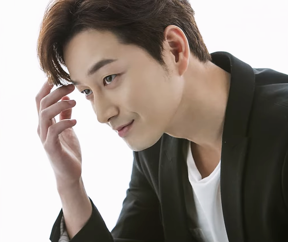 Foto de Lee Hyun-wook